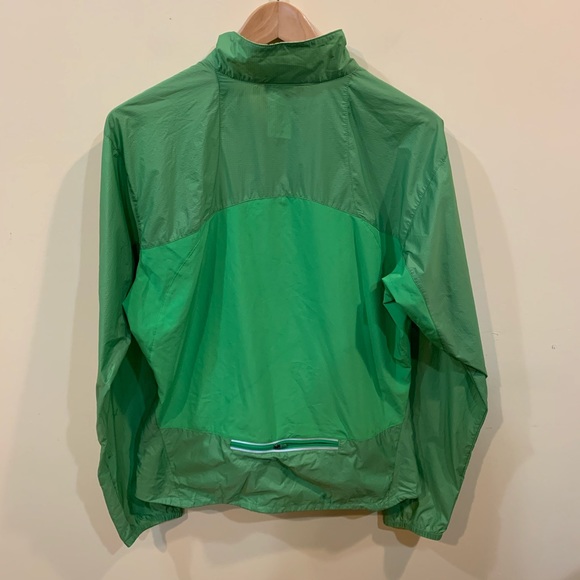 Patagonia lightweight rain shell full-zip jacket - Picture 2 of 7